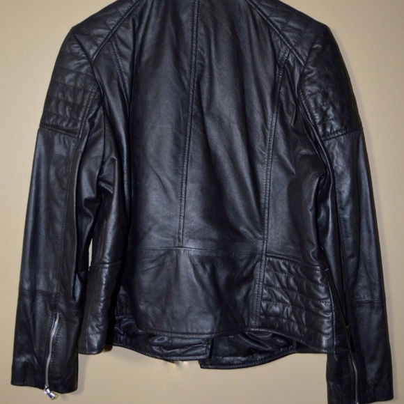 Barney's Leather Jacket - Picture 2 of 6